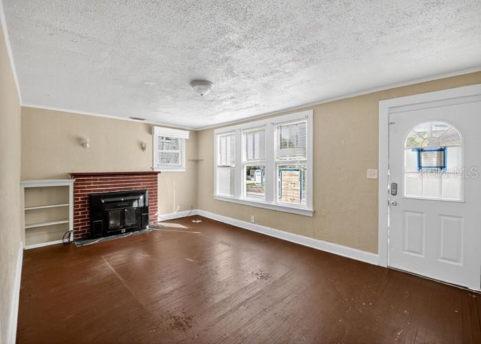 SEABREEZE CIRCLE BLK 11 MEMENTO - Residential