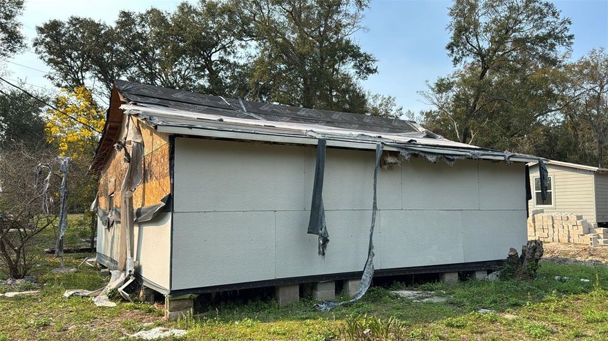 Short Sale. SHORT SALE! INVESTOR SPECIAL! NO HOA! This unique 3-bedroom, 1-bathroom fixer-upper is your ultimate blank canvas—perfect for transforming into a dream home, a charming starter residence, or a savvy investment with no leasing restrictions. Unleash your creativity and capitalize on the endless potential this property offers. Nestled just across from a scenic bike route and nature trail, you'll enjoy both tranquility and convenience. With seller financing available, turning your vision into reality has never been easier. Don’t wait—opportunities like this don’t last long!