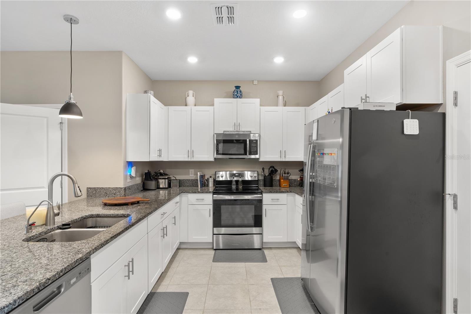 GLENCOVE AT BAY PARK - Residential