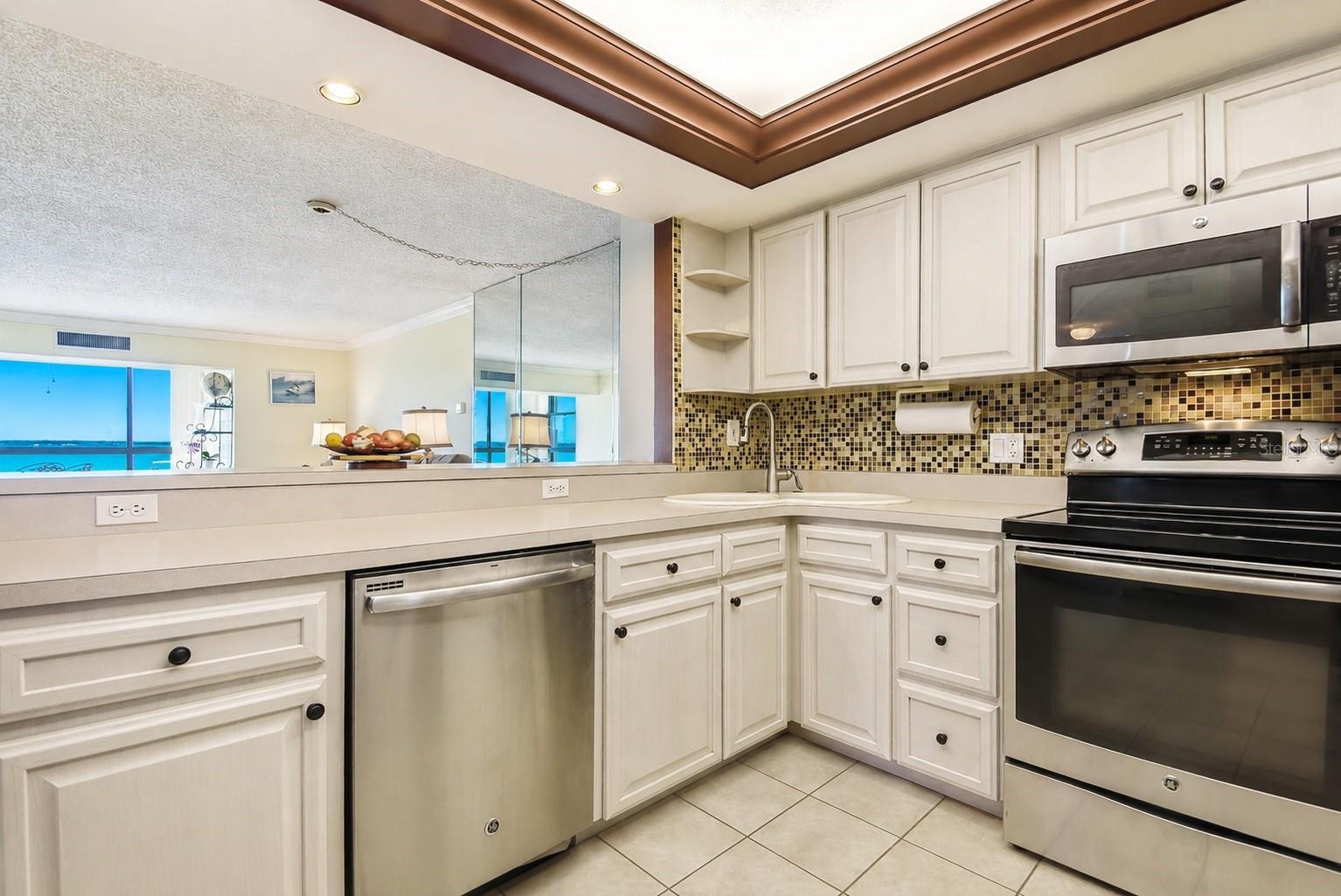 CLEARWATER POINT 8 TENNIS - Residential