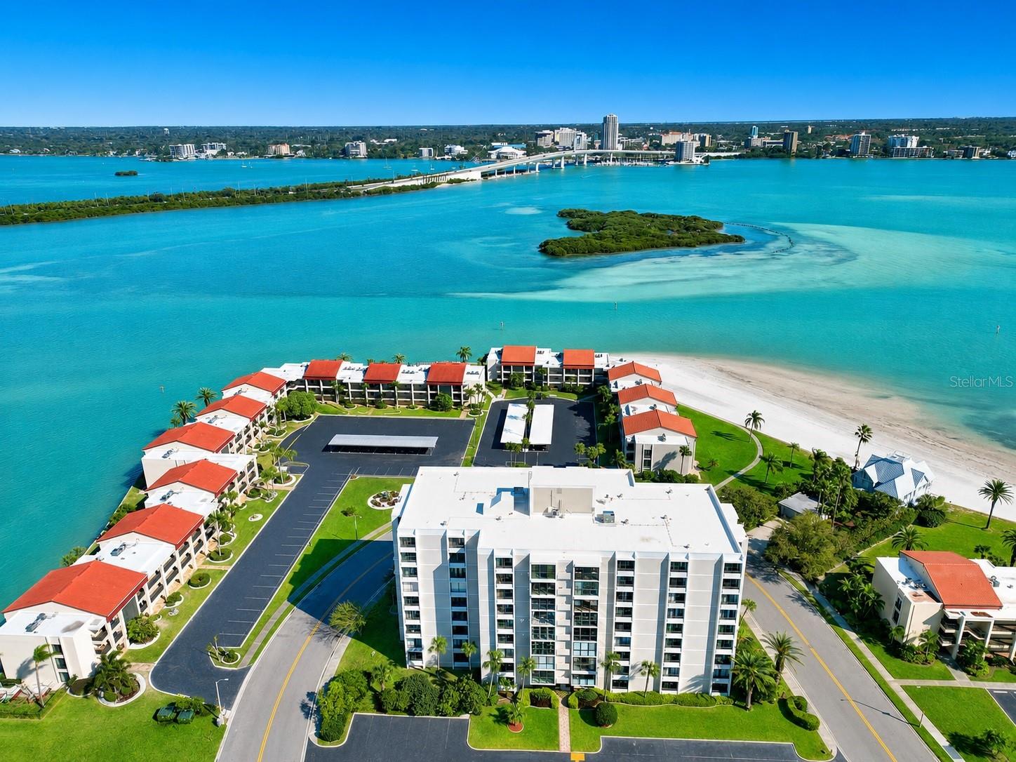 CLEARWATER POINT 8 TENNIS - Residential