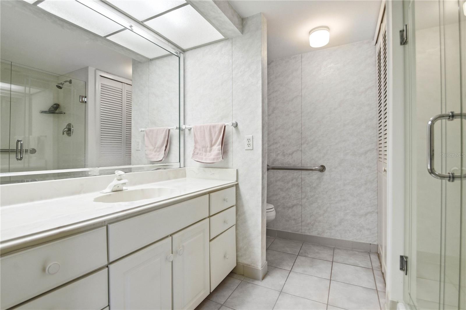 CLEARWATER POINT 8 TENNIS - Residential