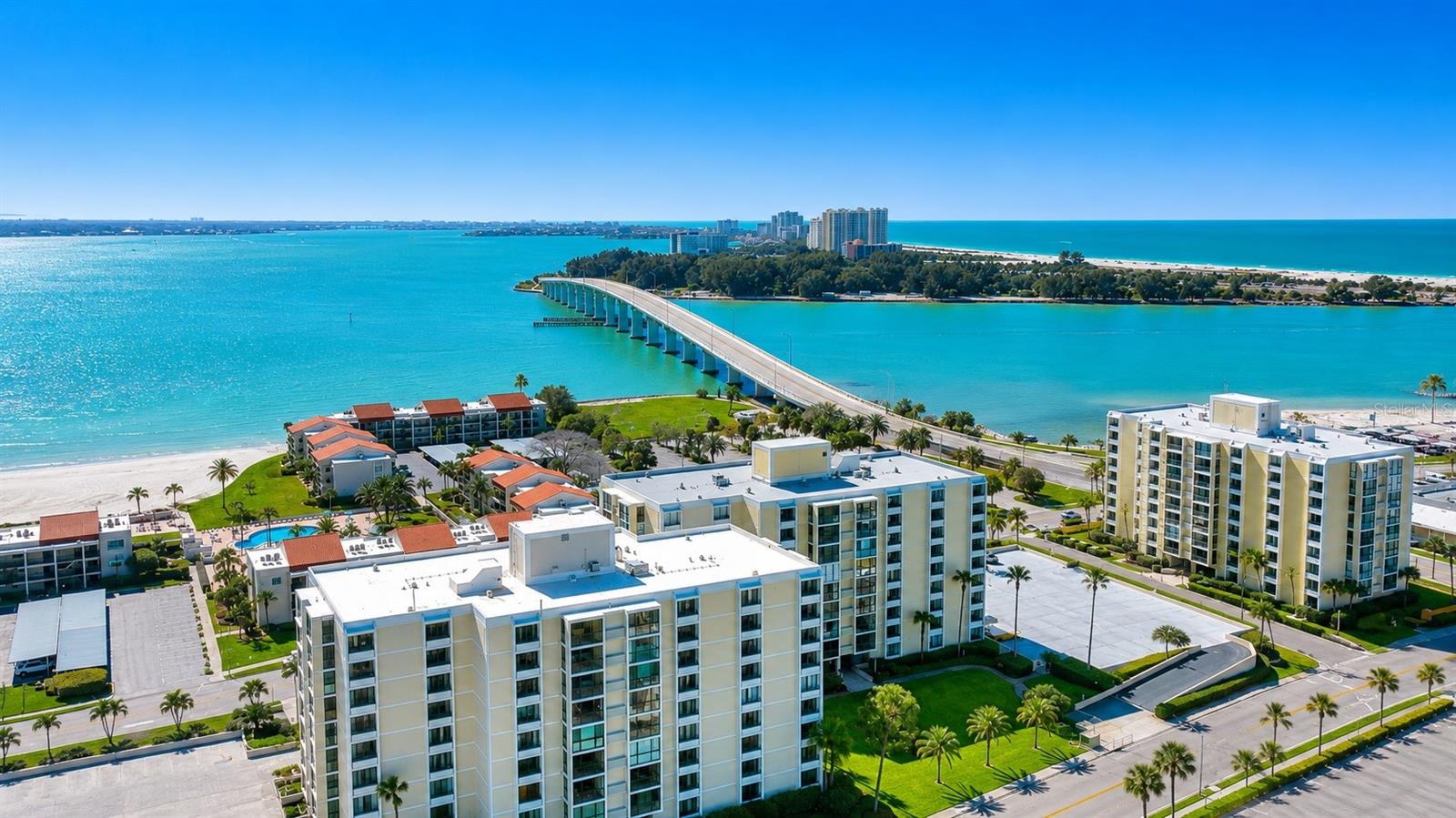 CLEARWATER POINT 8 TENNIS - Residential