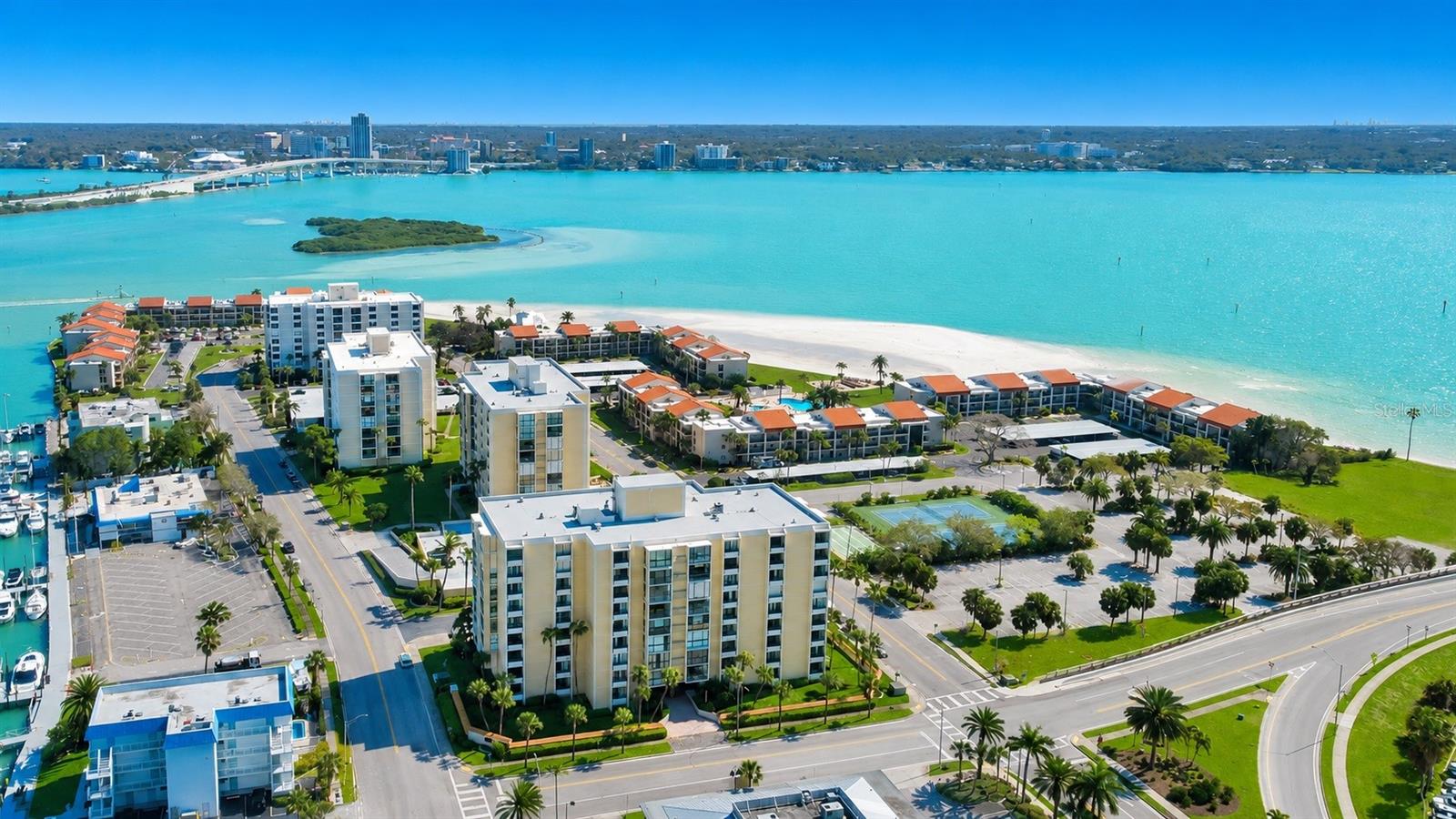 CLEARWATER POINT 8 TENNIS - Residential