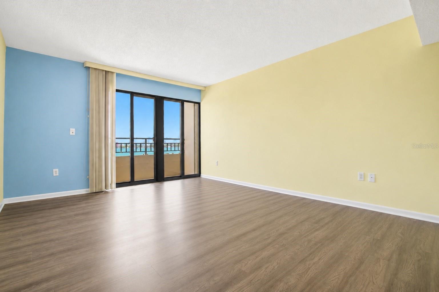 CLEARWATER POINT 8 TENNIS - Residential
