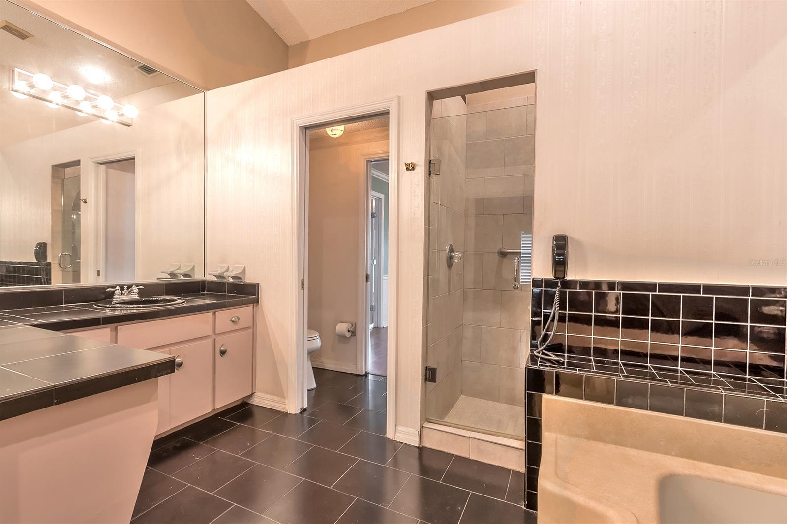 Florida Shores 01 - Residential