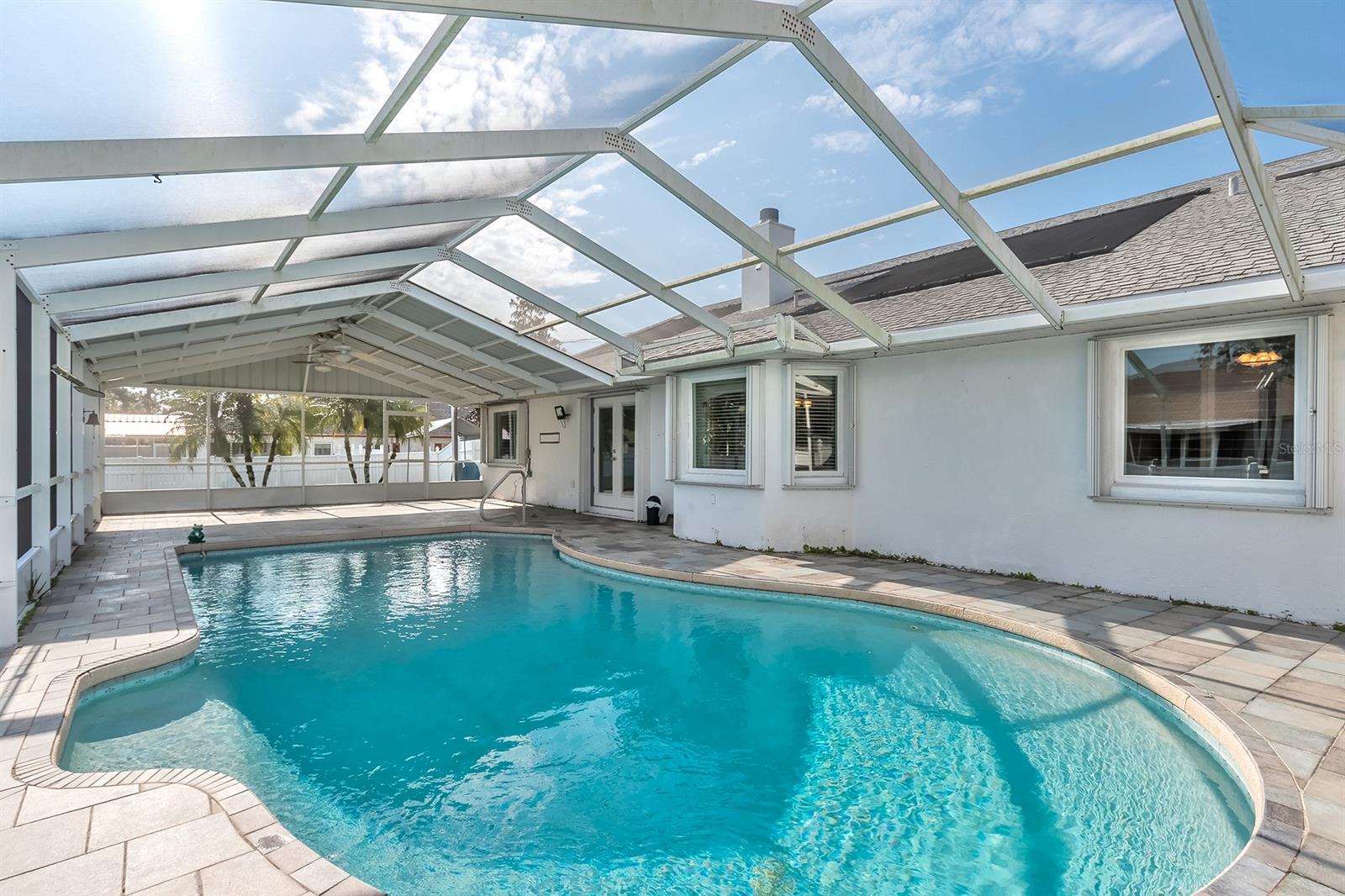 Florida Shores 01 - Residential