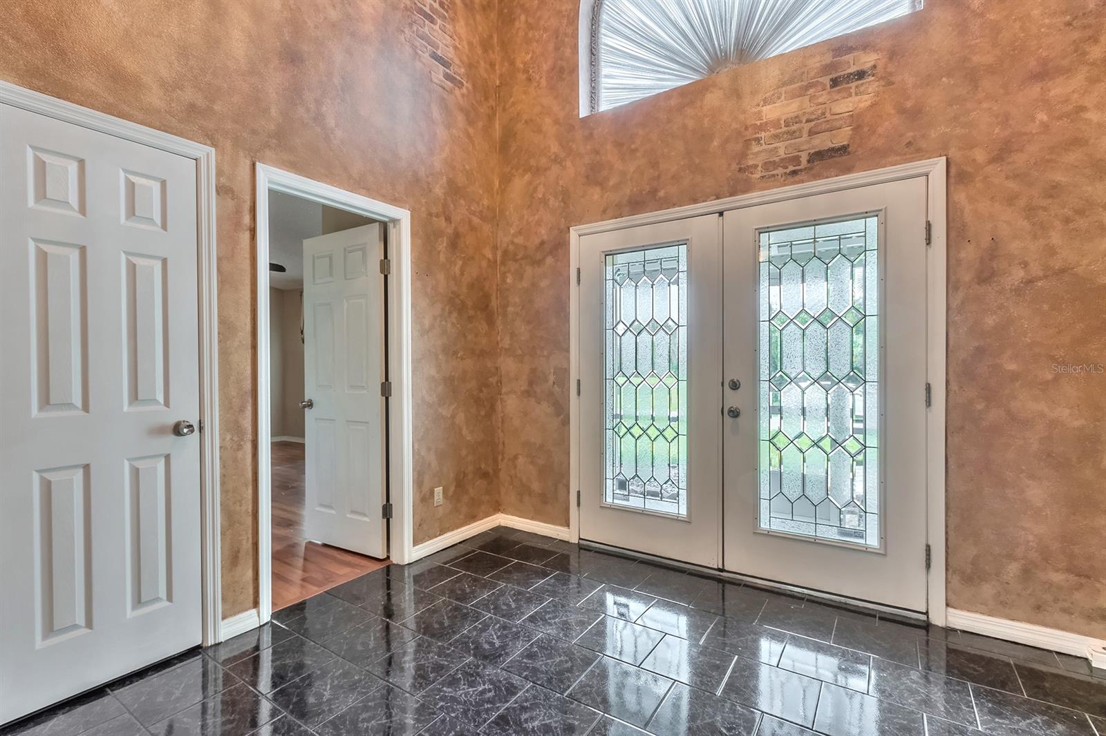 Florida Shores 01 - Residential