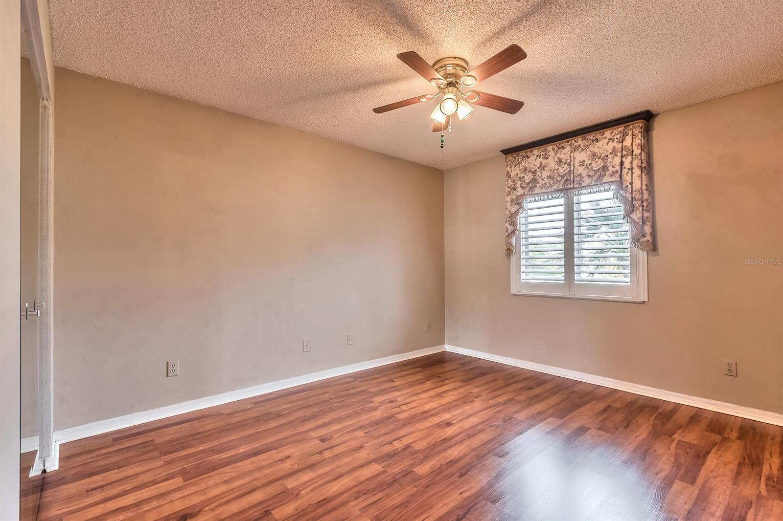 Florida Shores 01 - Residential