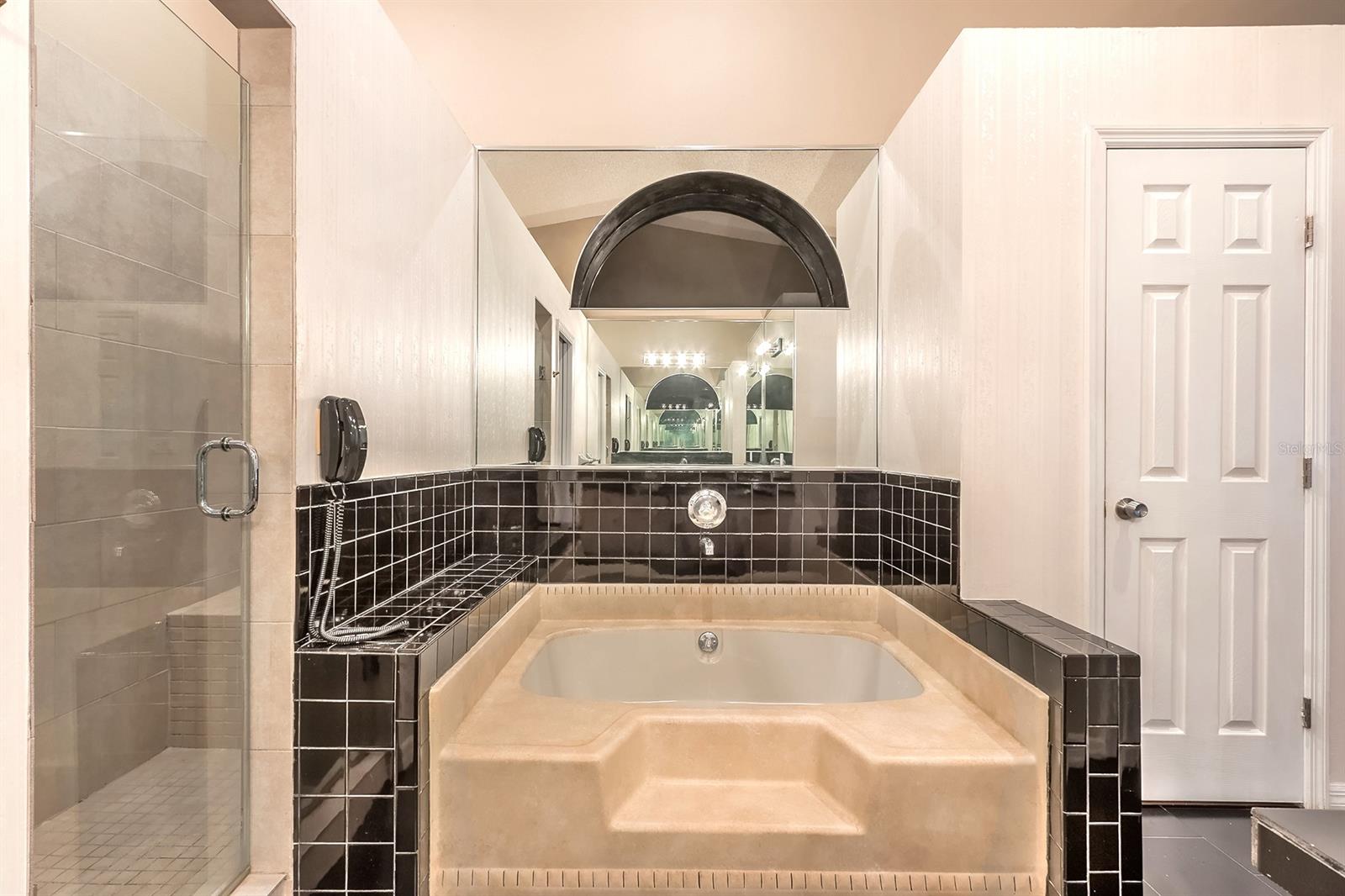 Florida Shores 01 - Residential