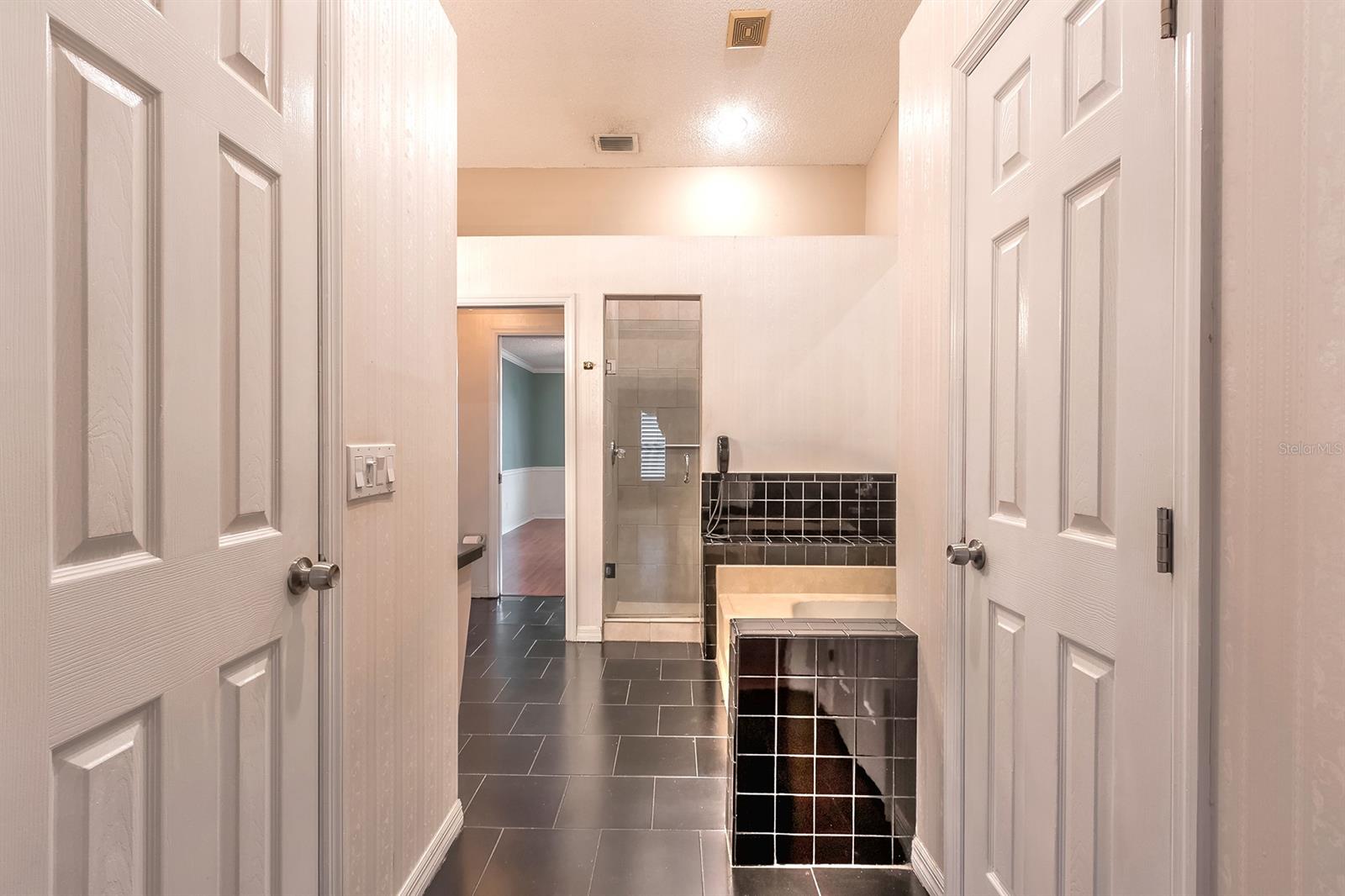 Florida Shores 01 - Residential