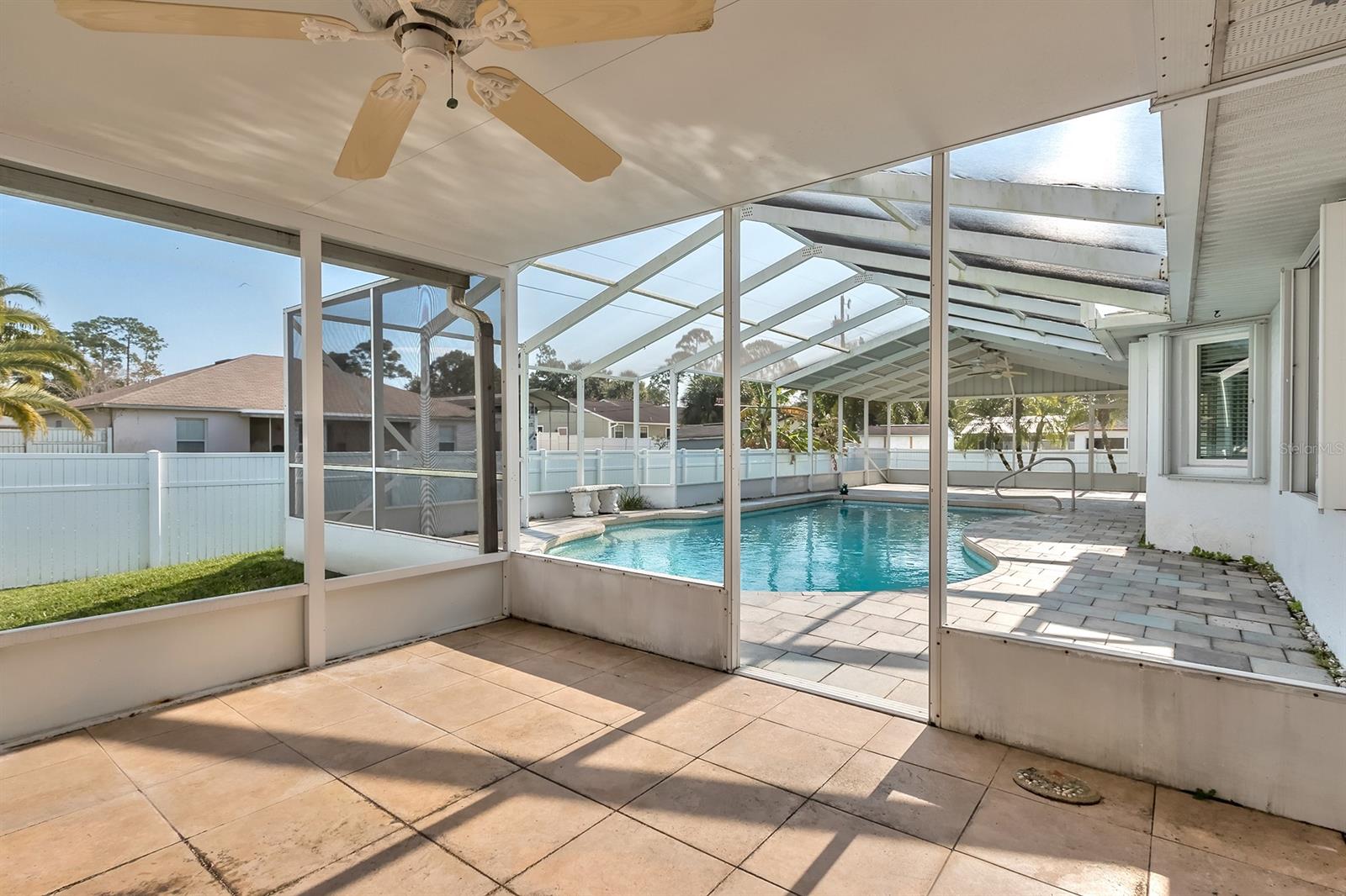 Florida Shores 01 - Residential