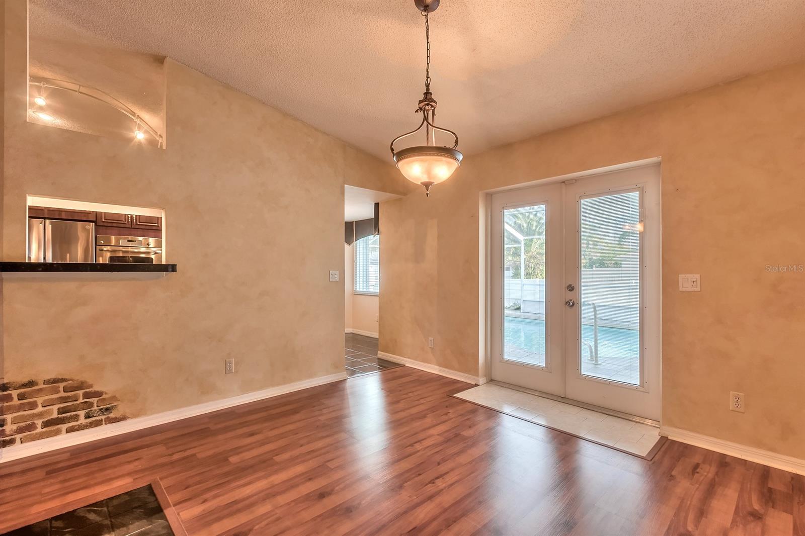 Florida Shores 01 - Residential