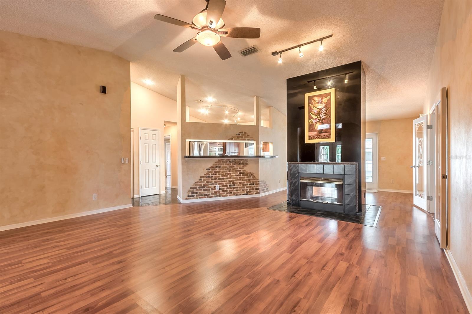 Florida Shores 01 - Residential