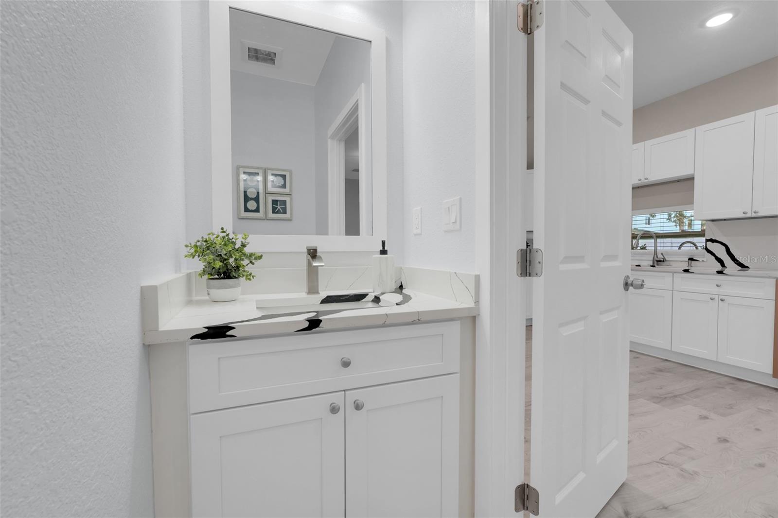 MEMENTO - Residential Income