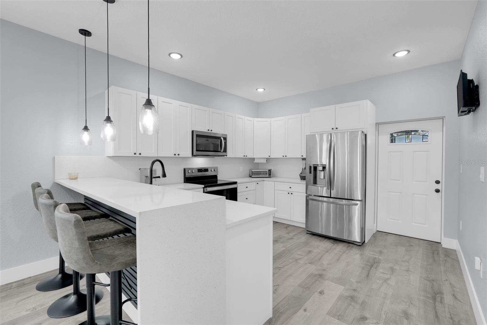 MEMENTO - Residential Income