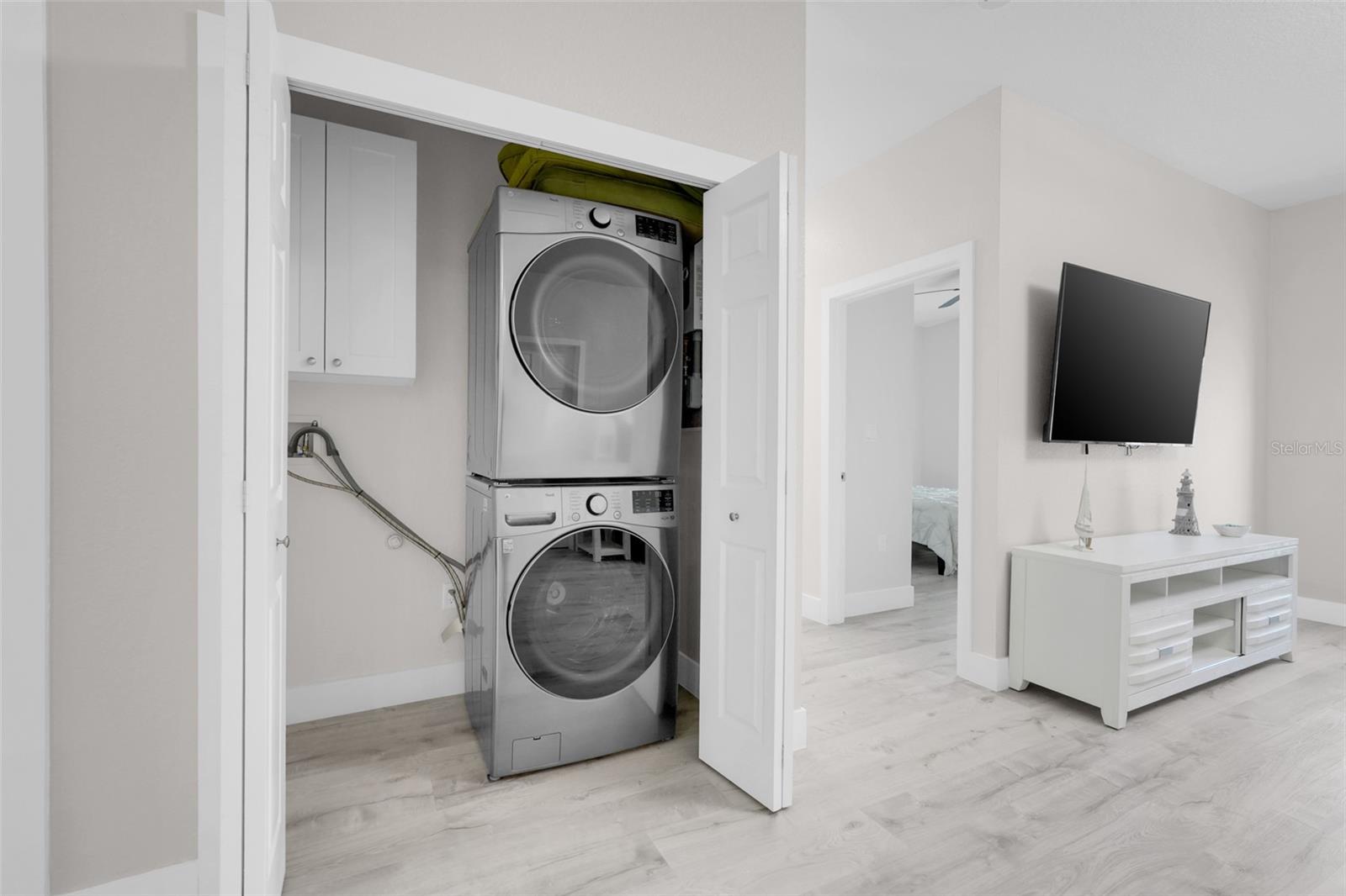 MEMENTO - Residential Income