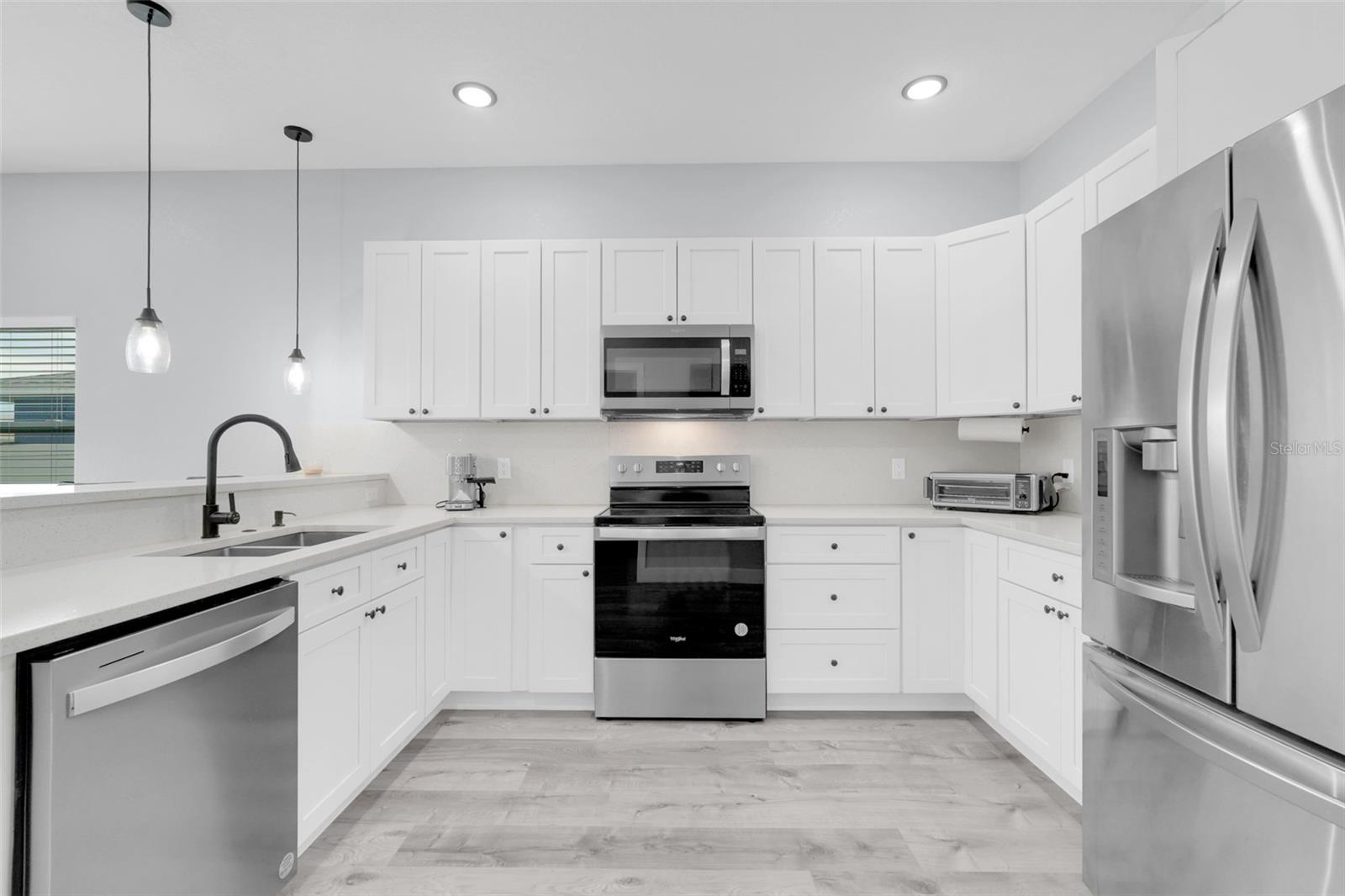 MEMENTO - Residential Income