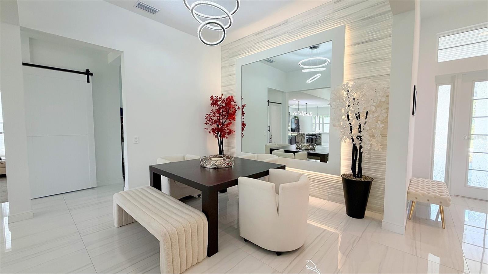 LAKEHOUSE COVE AT WATERSIDE - Residential