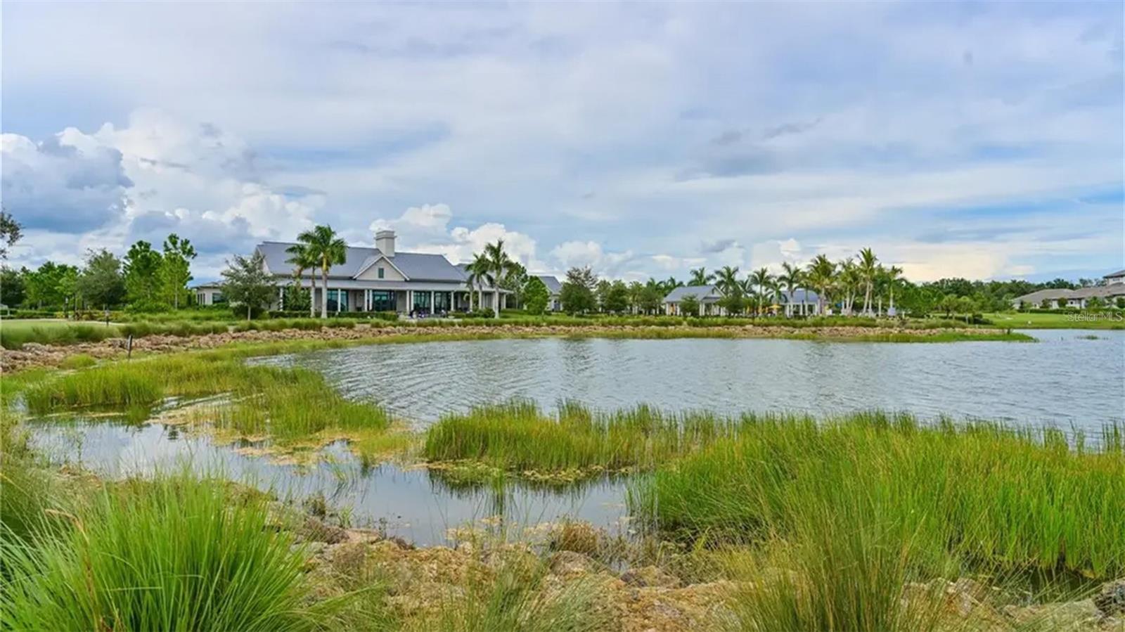 LAKEHOUSE COVE AT WATERSIDE - Residential