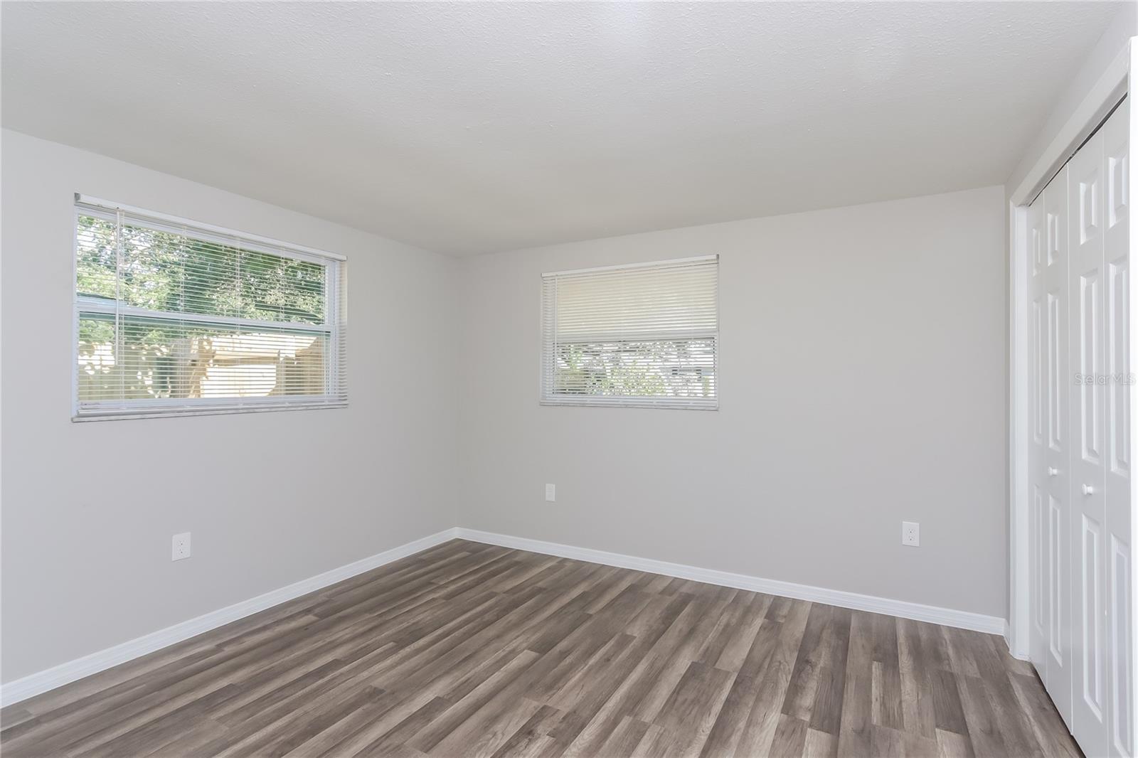 PALM LAKES - Residential Lease
