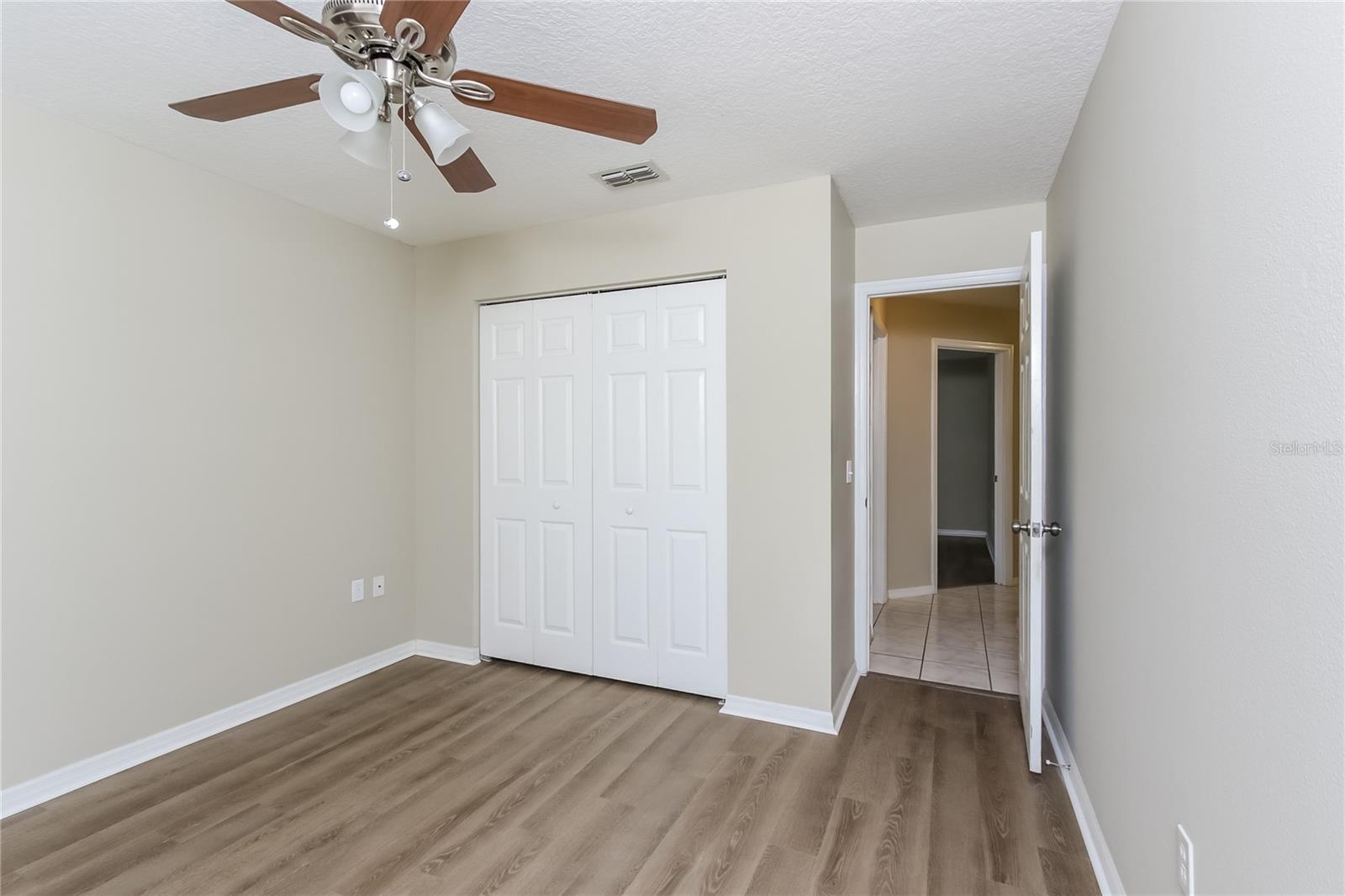 PALM LAKES - Residential Lease