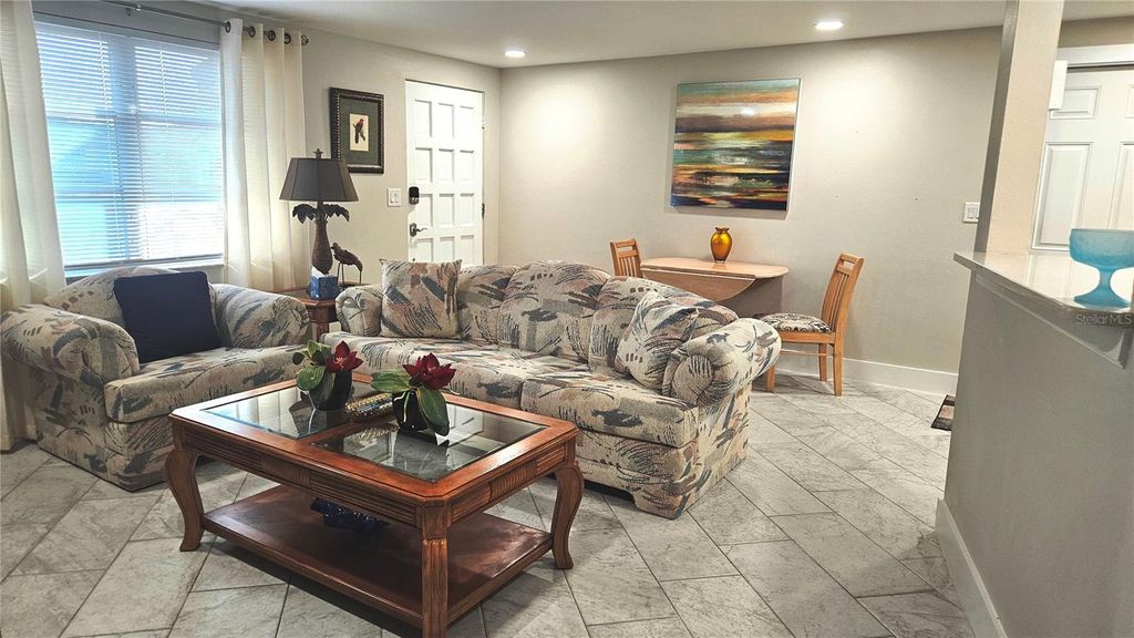 Photo of 516 Villas Drive, Venice, FL 34285 (MLS # G5104634)