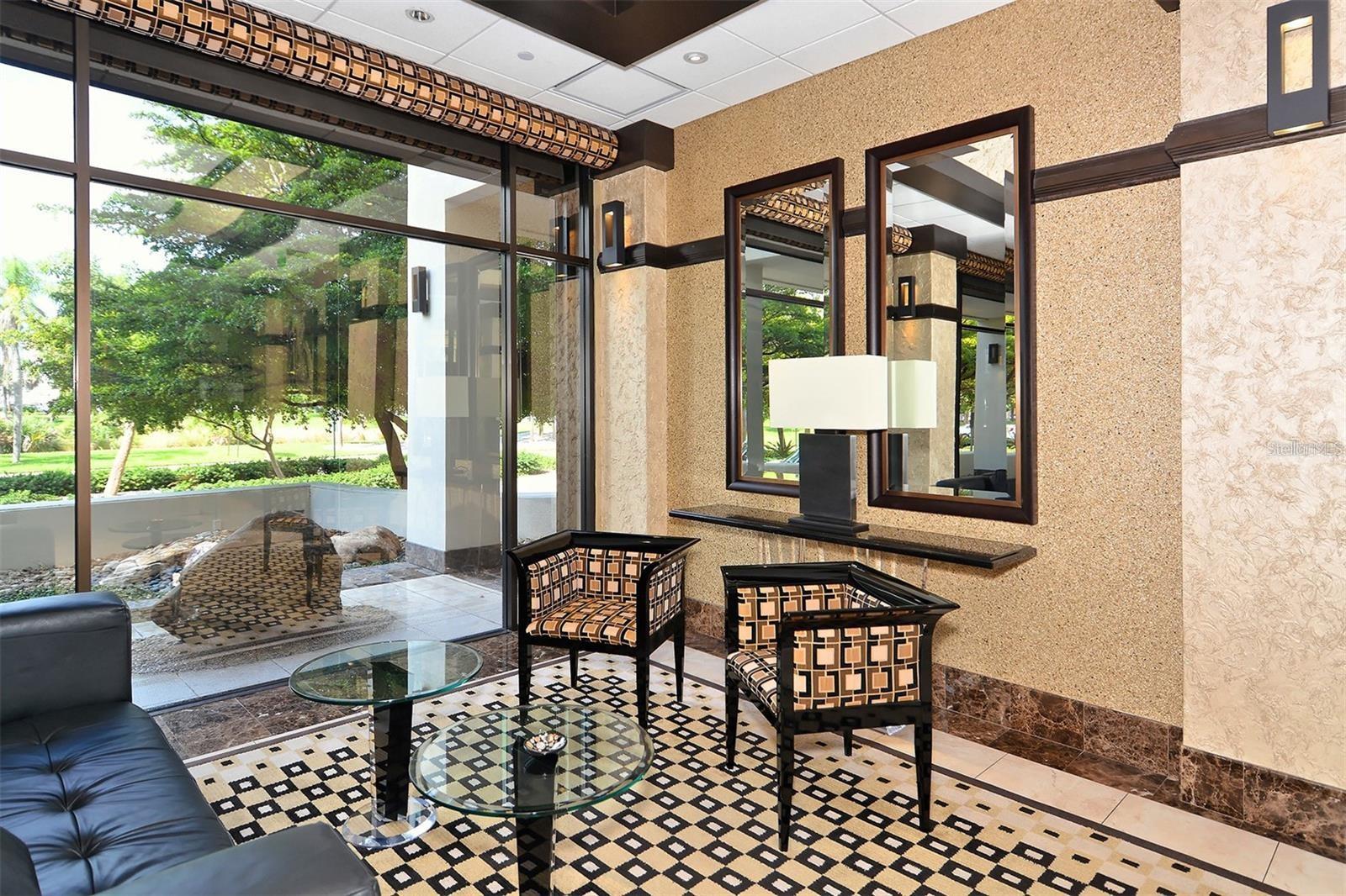 BAY PLAZA - Residential