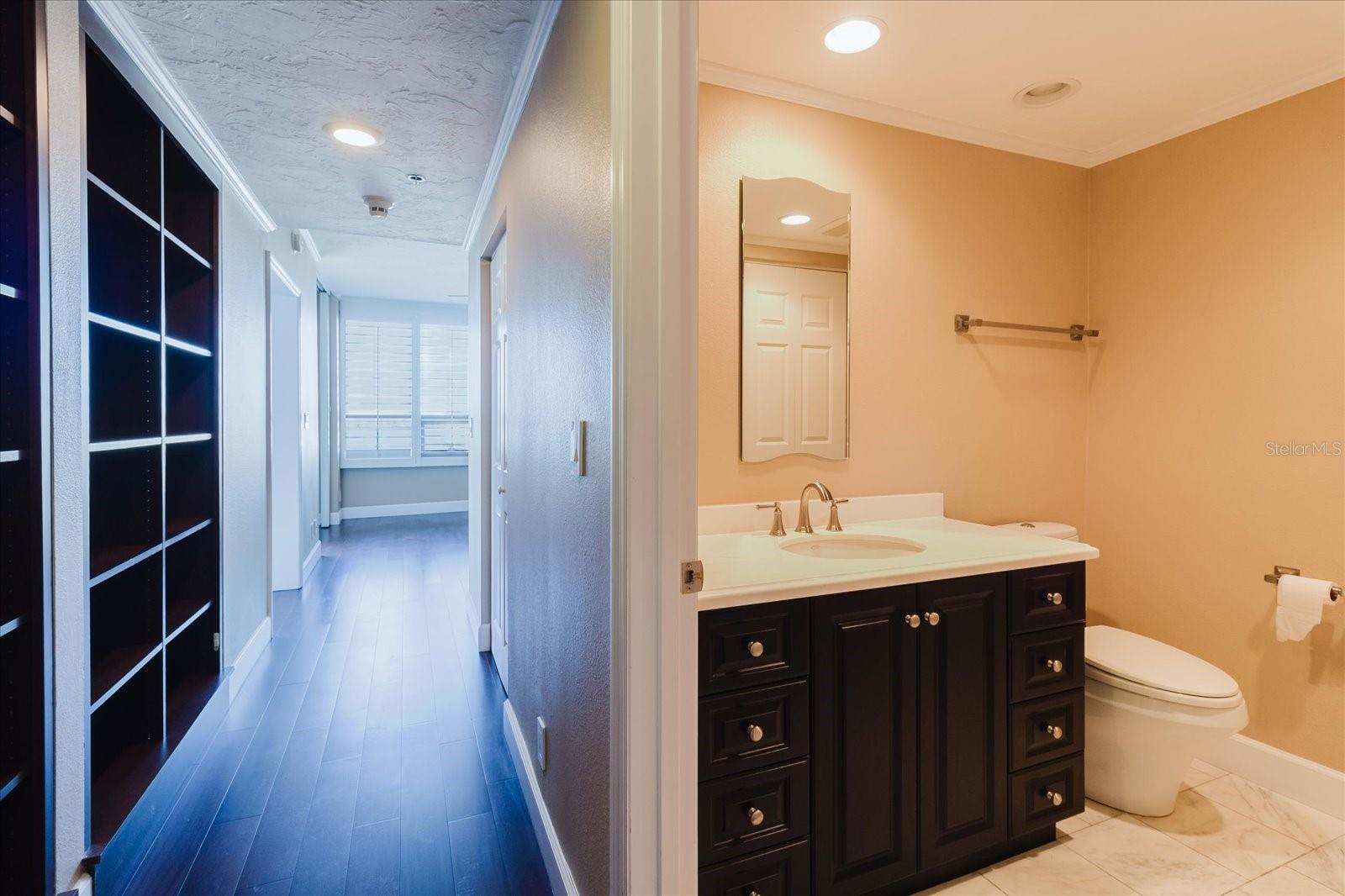 BAY PLAZA - Residential