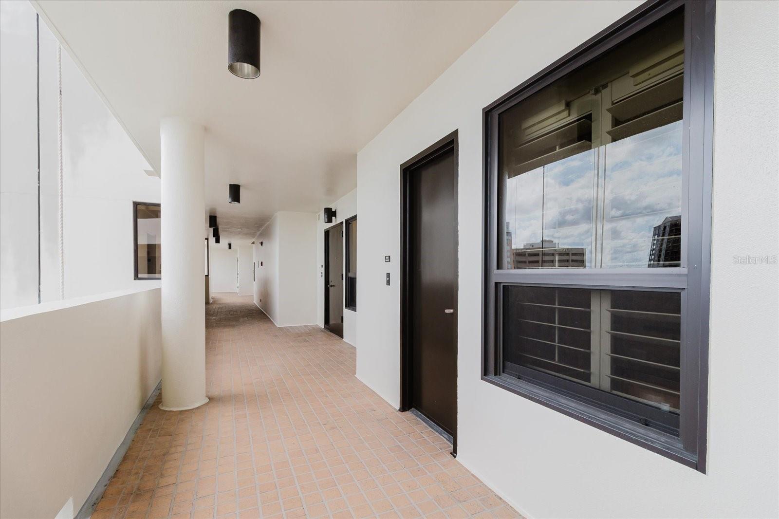 BAY PLAZA - Residential