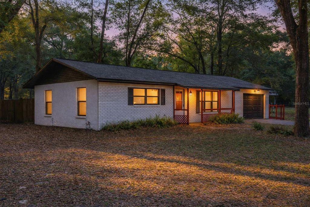 Photo of 2731 NE 165th Terrace, Williston, FL 32696 (MLS # OM722988)