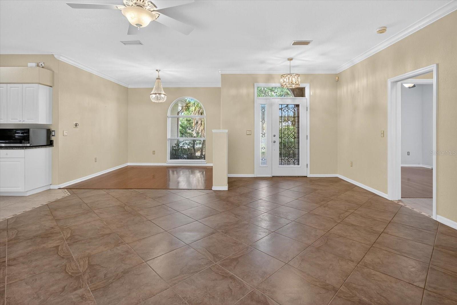 OAKLEY - Residential