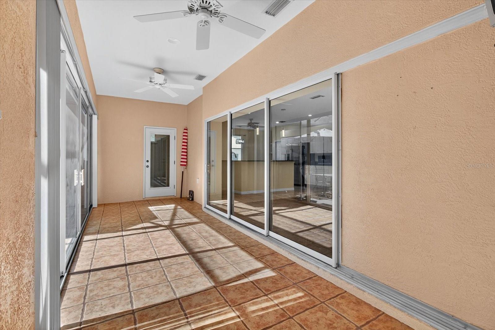 OAKLEY - Residential