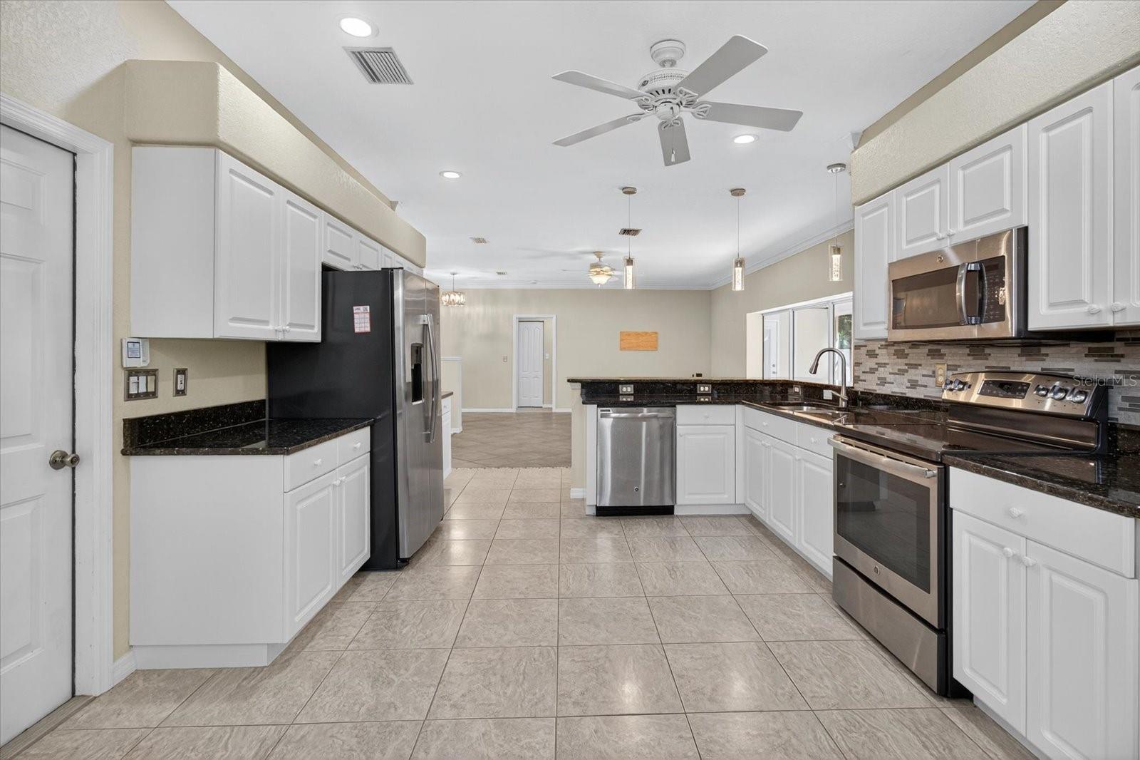 OAKLEY - Residential