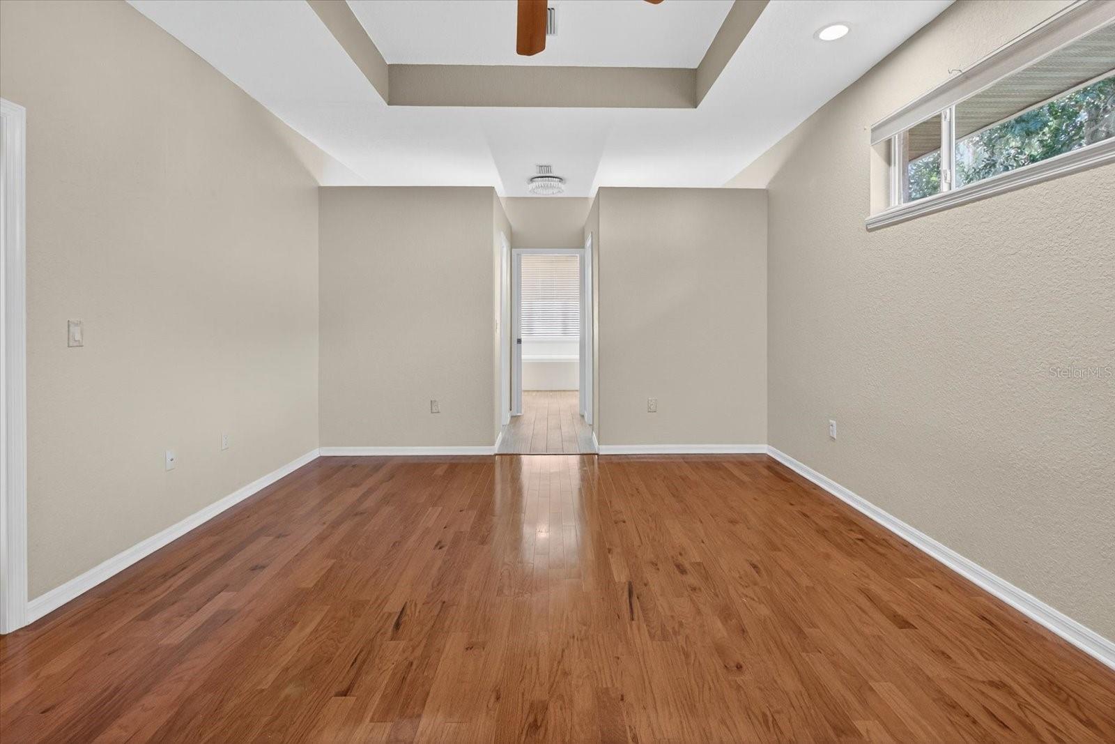 OAKLEY - Residential