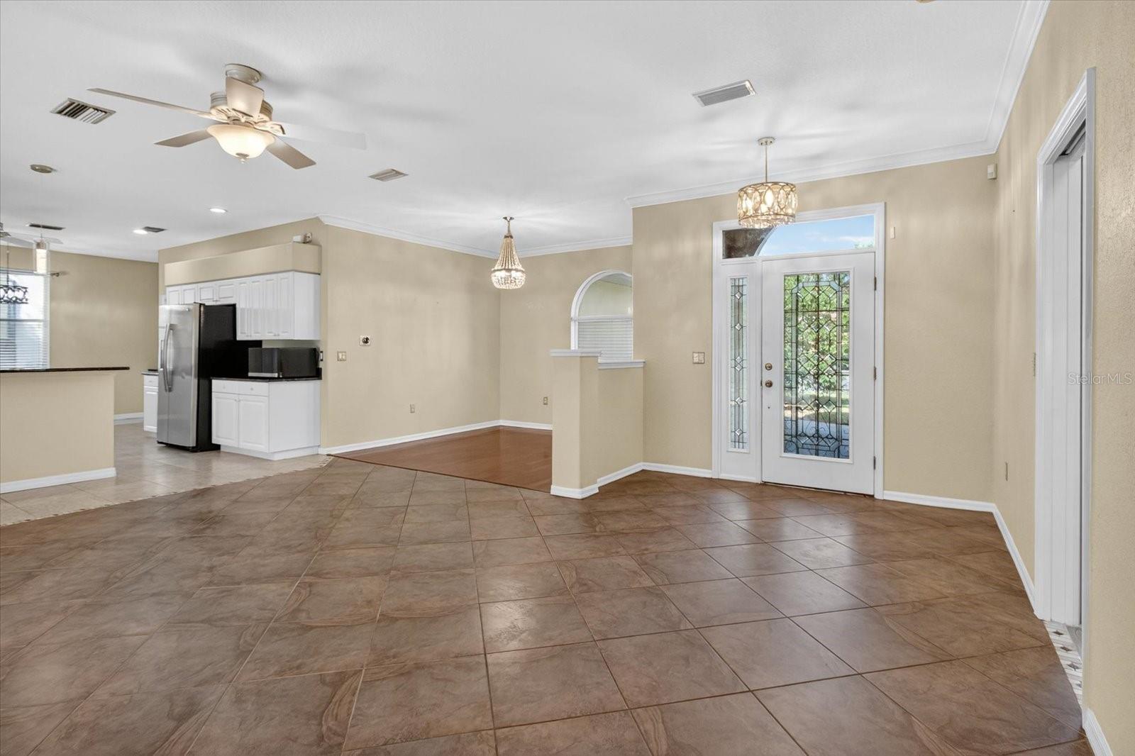 OAKLEY - Residential