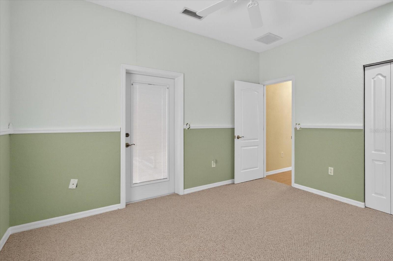 OAKLEY - Residential