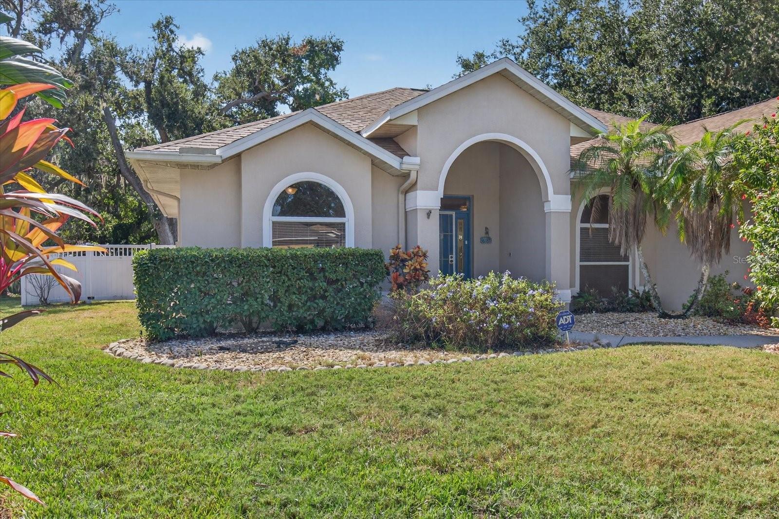 OAKLEY - Residential