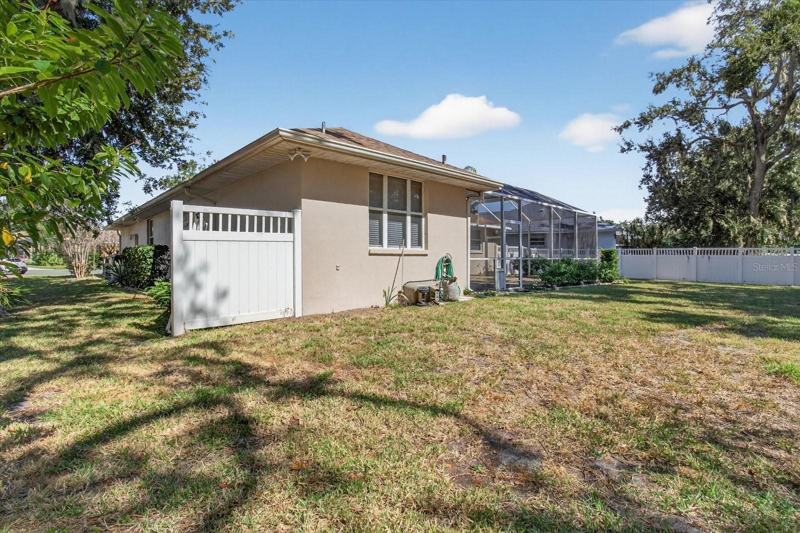 OAKLEY - Residential