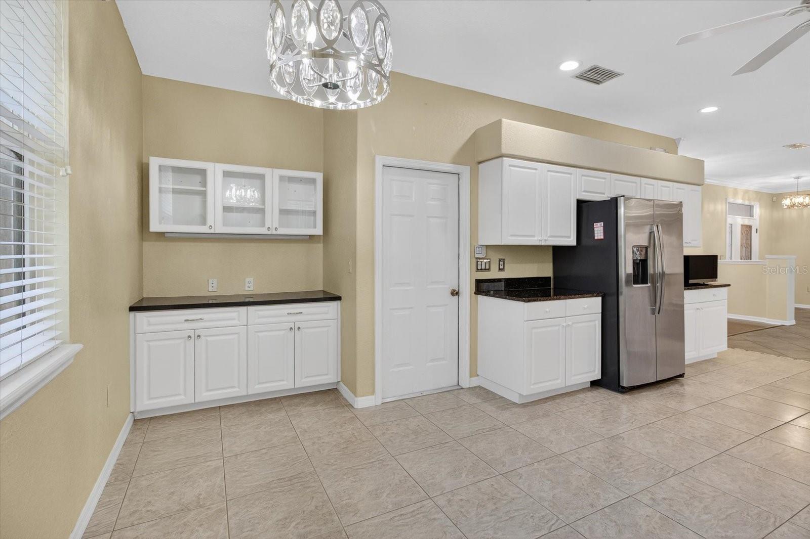 OAKLEY - Residential