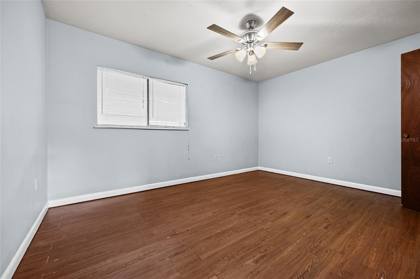 PORTERS OAKS CLUSTER - Residential Lease