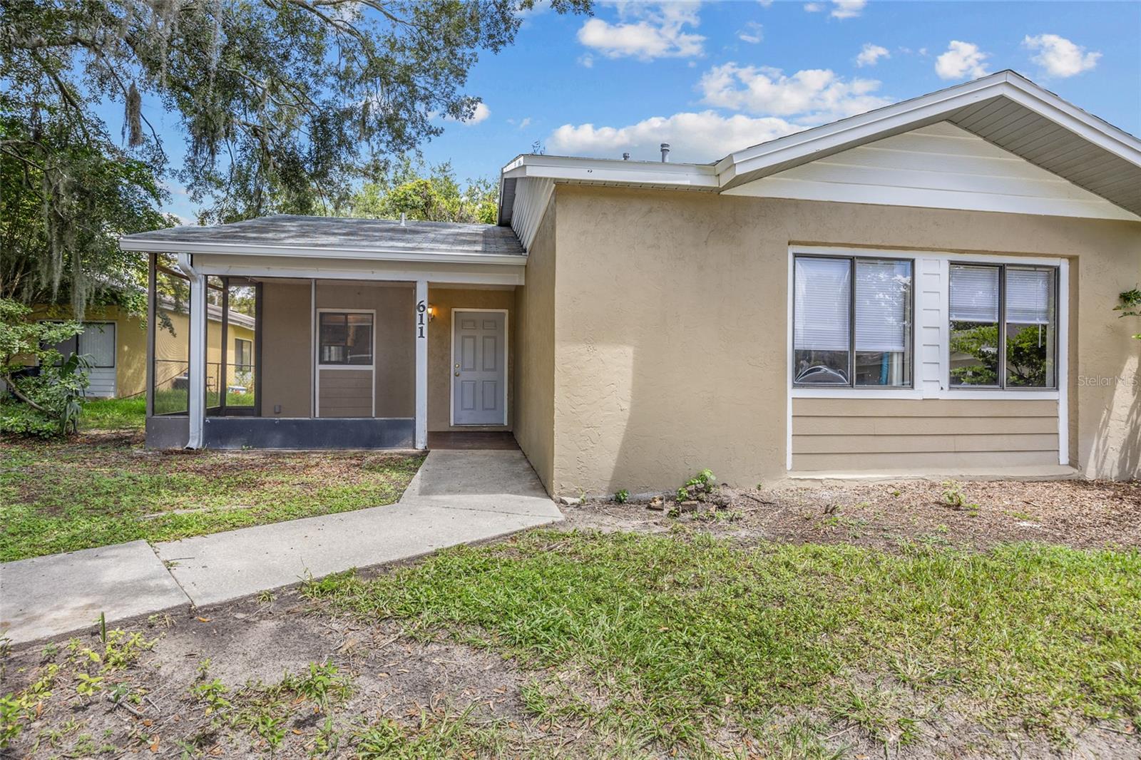 PORTERS OAKS CLUSTER - Residential Lease