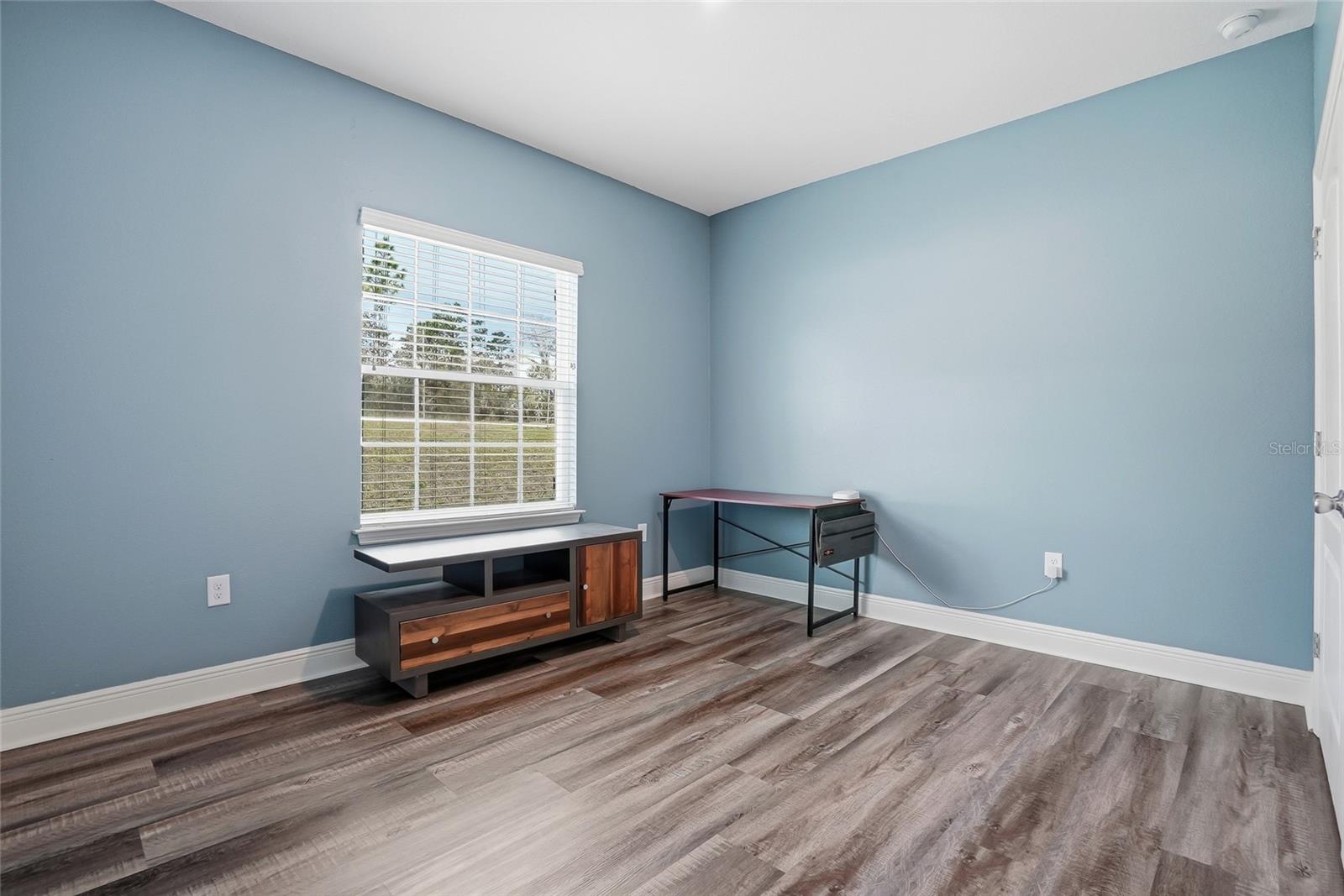 ROYAL HIGHLANDS - Residential