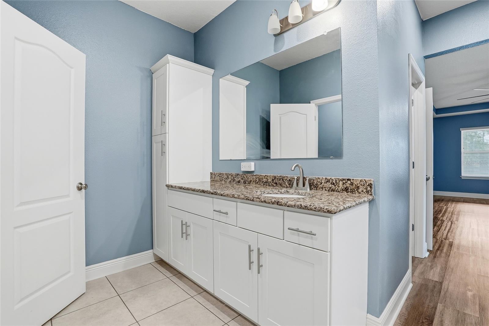 ROYAL HIGHLANDS - Residential