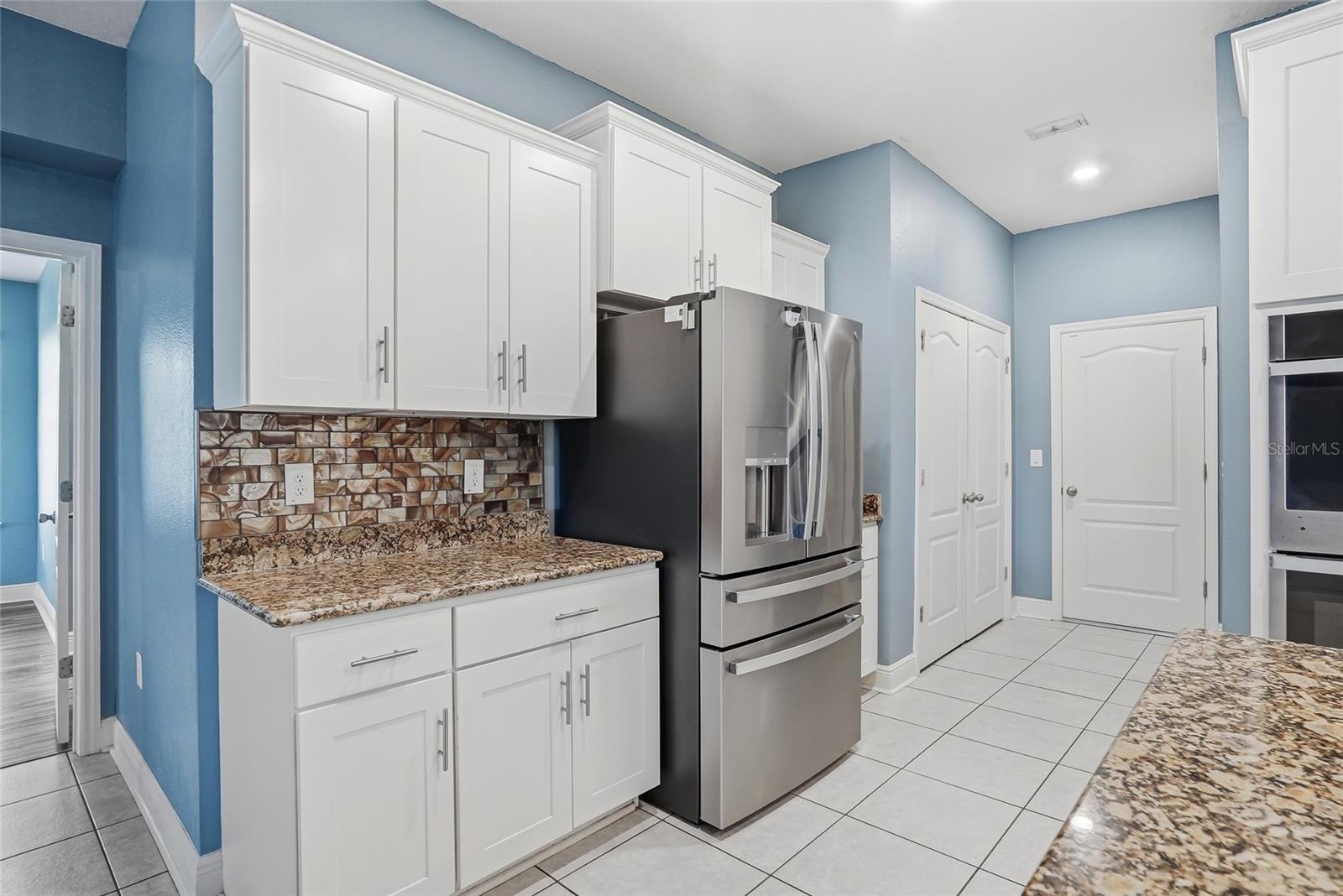 ROYAL HIGHLANDS - Residential