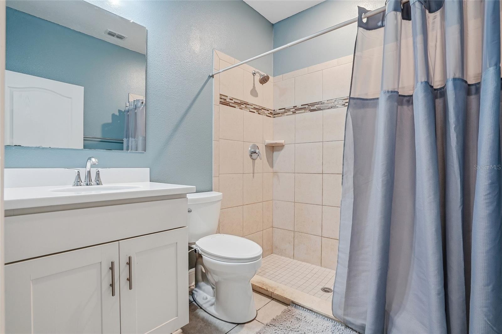 ROYAL HIGHLANDS - Residential