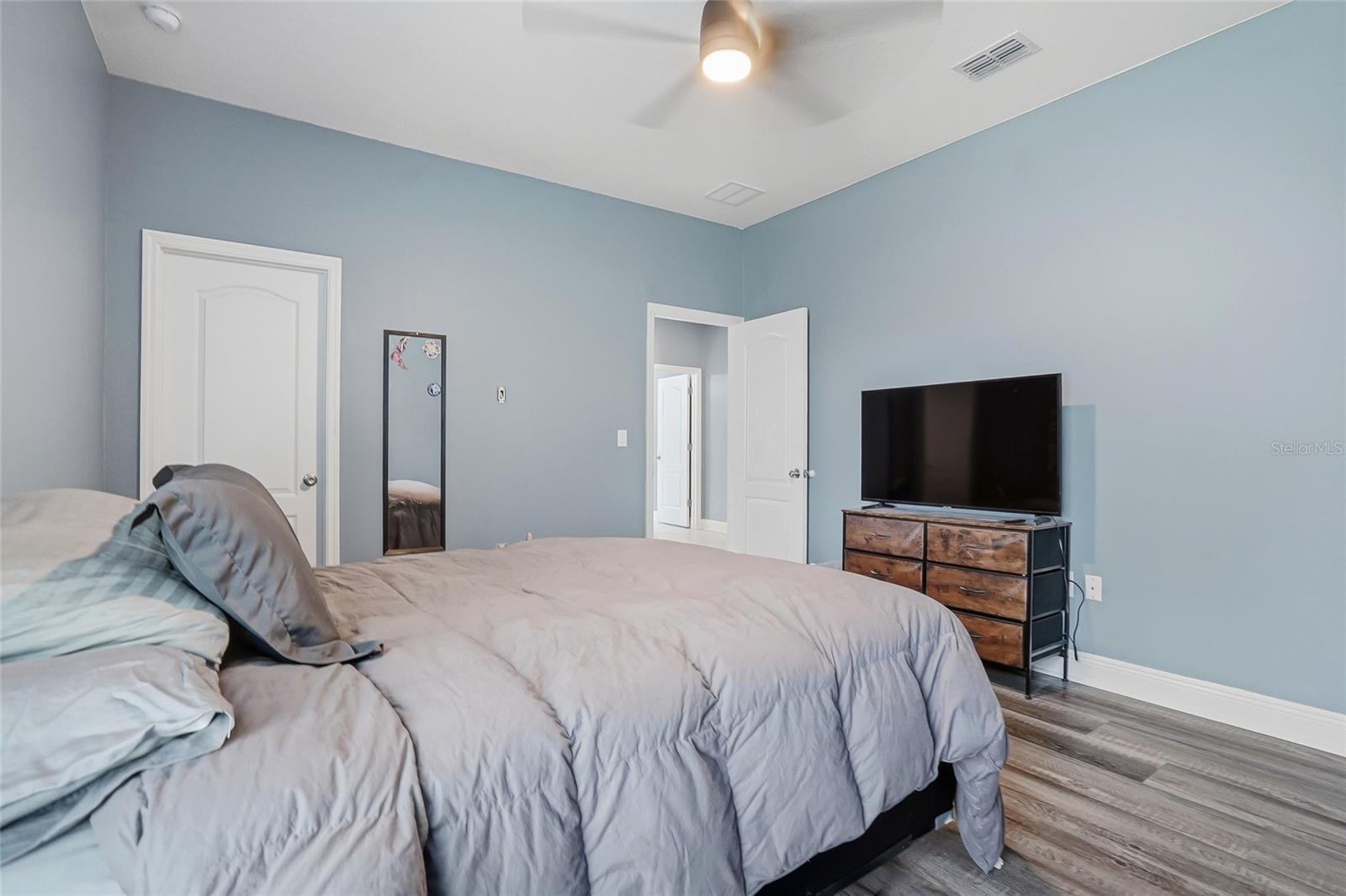 ROYAL HIGHLANDS - Residential