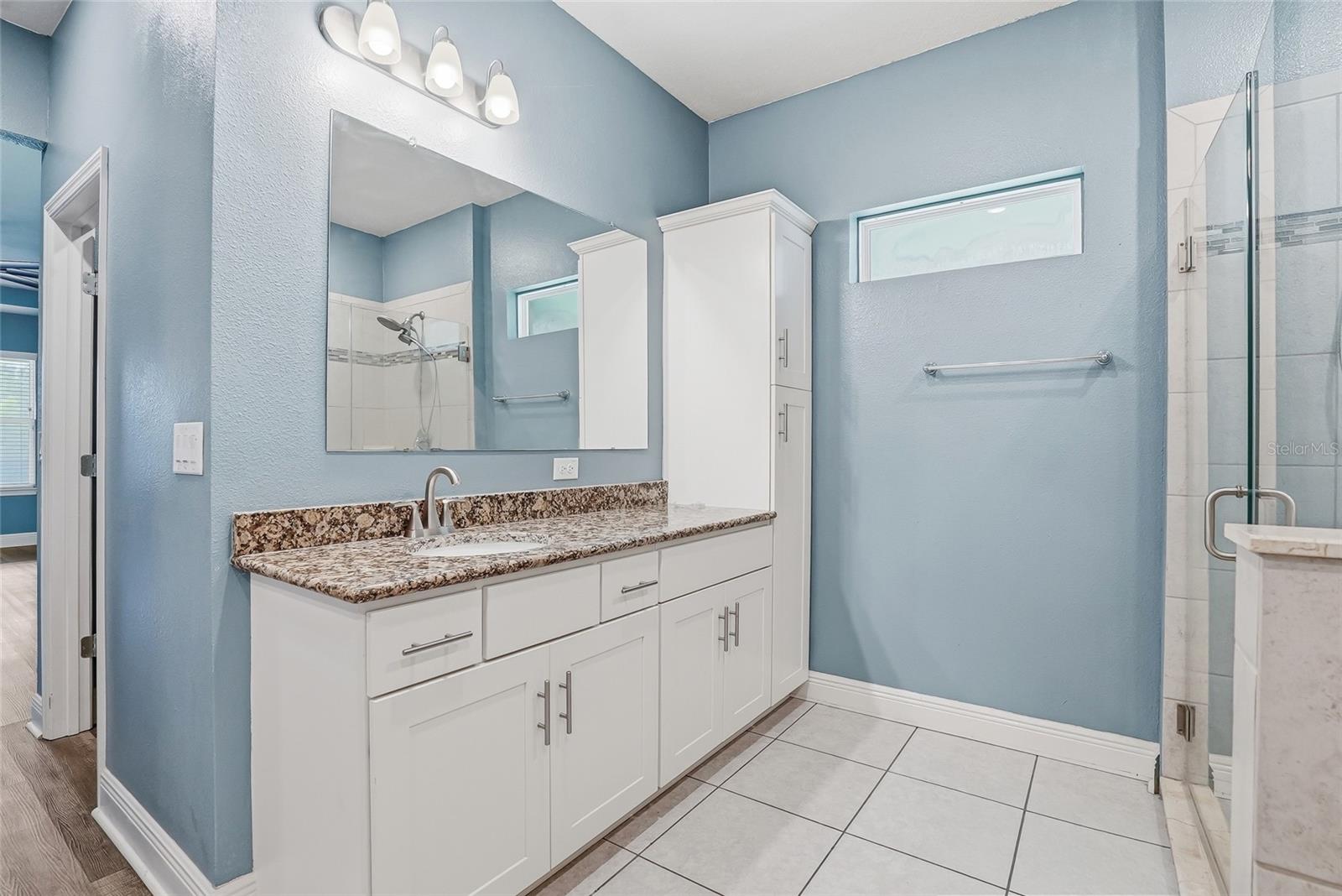 ROYAL HIGHLANDS - Residential