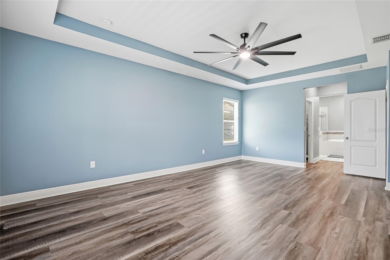 ROYAL HIGHLANDS - Residential