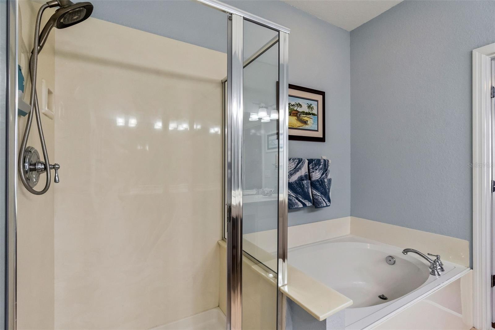 MANDALAY AT BELLA TRAE CONDO PH 8 BLDG 10 - Residential